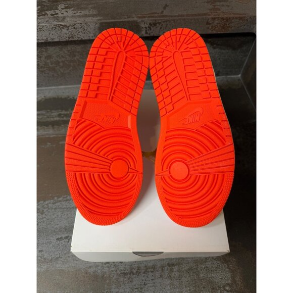 Women's Jordan 1 Mid SE Rush Orange Crimson Bliss Size 7- DM3381-600 - Picture 7 of 9